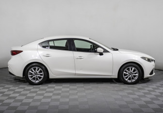 Подержанный автомобиль Mazda 3 Sedan 2014 года (4 фото)