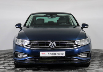 Подержанный автомобиль Volkswagen Passat Sedan 2020 года (2 фото)