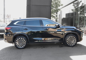 Подержанный автомобиль Exeed TXL 2023 года (4 фото)