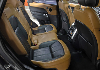 Подержанный автомобиль Land Rover Range Rover Sport 2020 года (12 фото)