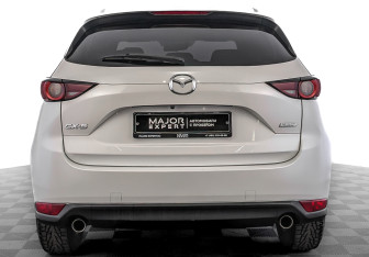 Подержанный автомобиль Mazda CX-5 2017 года (7 фото)