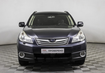 Подержанный автомобиль Subaru Outback Wagon 2010 года (2 фото)