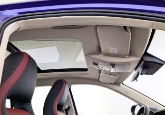 Подержанный автомобиль FAW Bestune T77 2022 года (24 фото)