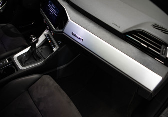 Подержанный автомобиль Audi Q3 Sportback 2020 года (28 фото)