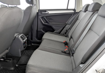 Подержанный автомобиль Volkswagen Tiguan 2021 года (12 фото)