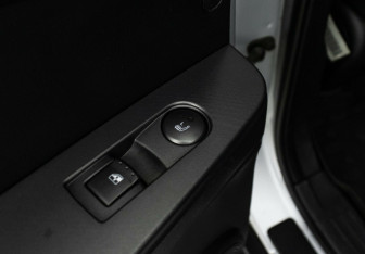 Подержанный автомобиль SsangYong Kyron 2014 года (11 фото)