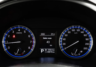 Подержанный автомобиль Suzuki SX4 Hatchback 2016 года (7 фото)