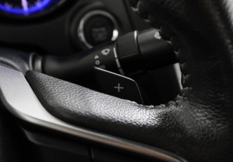 Подержанный автомобиль Subaru Legacy Sedan 2019 года (14 фото)