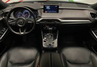 Подержанный автомобиль Mazda CX-9 2018 года (11 фото)