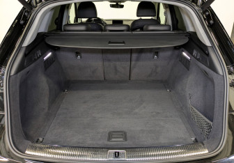 Подержанный автомобиль Audi Q5 2020 года (9 фото)