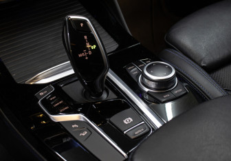 Подержанный автомобиль BMW X4 2021 года (18 фото)