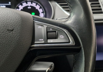 Подержанный автомобиль Skoda Octavia Liftback 2020 года (2 фото)