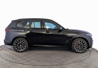 Новый BMW X5 2025 (4 фото)