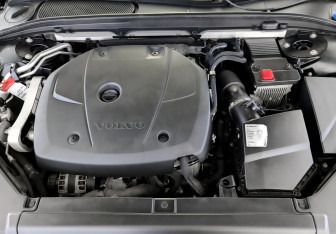 Подержанный автомобиль Volvo V90 Cross Country 2019 года (9 фото)