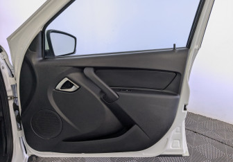 Подержанный автомобиль LADA (ВАЗ) Granta Sedan 2022 года (24 фото)