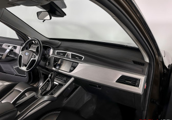 Подержанный автомобиль Geely Atlas 2019 года (9 фото)