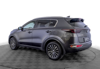 Подержанный автомобиль Kia Sportage 2017 года (7 фото)