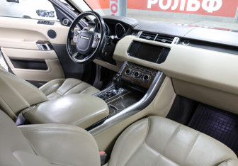 Подержанный автомобиль Land Rover Range Rover Sport 2013 года (13 фото)