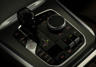 Подержанный автомобиль BMW X5 2019 года (19 фото)