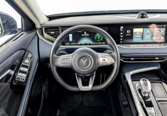 Подержанный автомобиль Voyah Free 2023 года (22 фото)