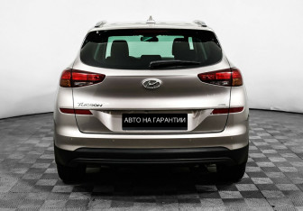 Подержанный автомобиль Hyundai Tucson 2019 года (6 фото)