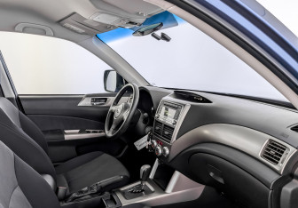 Подержанный автомобиль Subaru Forester Suv 2010 года (11 фото)