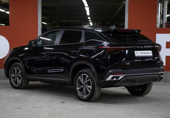 Подержанный автомобиль Omoda C5 2024 года (7 фото)