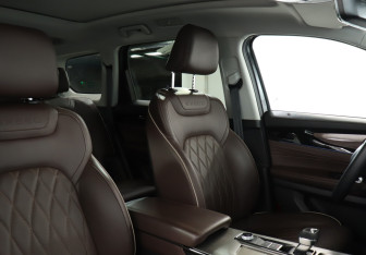 Подержанный автомобиль Exeed VX 2023 года (16 фото)