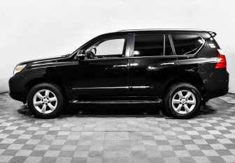 Подержанный автомобиль Lexus GX 2011 года (8 фото)