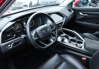 Подержанный автомобиль Geely Tugella 2020 года (13 фото)