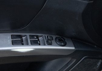 Подержанный автомобиль Geely Emgrand EC7 Sedan 2013 года (16 фото)