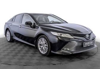 Подержанный автомобиль Toyota Camry Sedan 2020 года (3 фото)