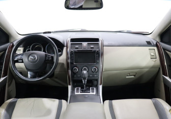 Подержанный автомобиль Mazda CX-9 2006 года (15 фото)
