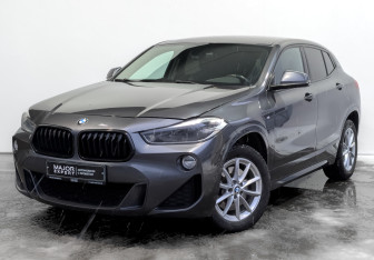 Подержанный автомобиль BMW X2 2020 года (8 фото)