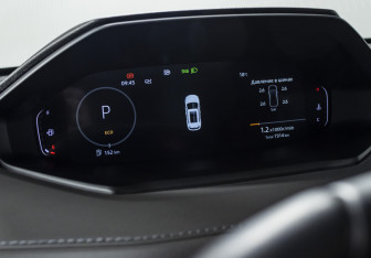 Подержанный автомобиль Changan UNI-S 2024 года (11 фото)