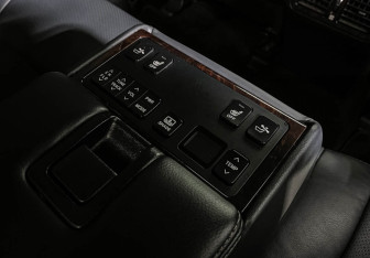 Подержанный автомобиль Toyota Camry Sedan 2017 года (20 фото)
