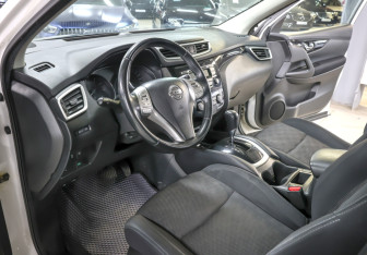 Подержанный автомобиль Nissan Qashqai 2016 года (15 фото)