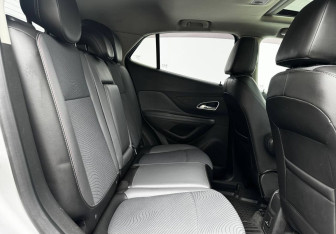Подержанный автомобиль Opel Mokka 2014 года (11 фото)