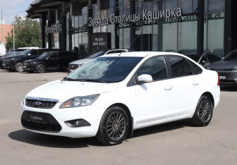 Подержанный автомобиль Ford Focus Sedan 2008 года (1 фото)