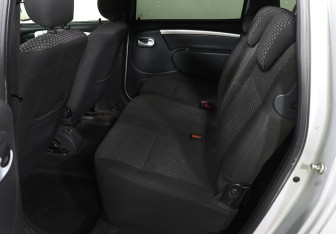 Подержанный автомобиль LADA (ВАЗ) Largus Wagon 2014 года (13 фото)