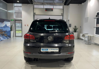 Подержанный автомобиль Volkswagen Tiguan 2014 года (5 фото)
