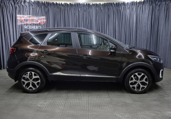 Подержанный автомобиль Renault Kaptur 2019 года (4 фото)