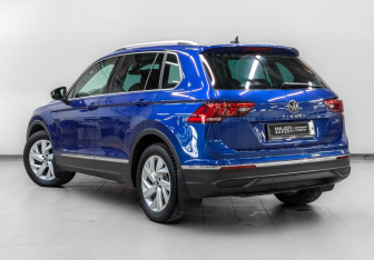 Подержанный автомобиль Volkswagen Tiguan 2021 года (7 фото)