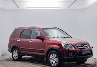 Подержанный автомобиль Honda CR-V 2005 года (7 фото)