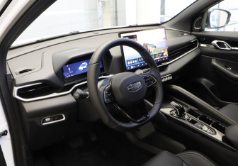 Подержанный автомобиль Geely Coolray 2025 года (7 фото)