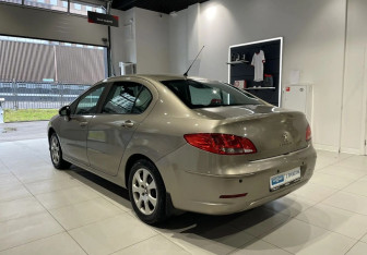 Подержанный автомобиль Peugeot 408 2013 года (6 фото)