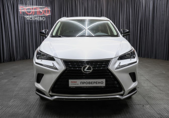 Подержанный автомобиль Lexus NX 2021 года (2 фото)