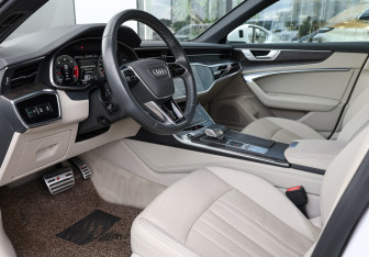 Подержанный автомобиль Audi A6 Sedan 2020 года (14 фото)