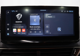 Подержанный автомобиль Peugeot 5008 Suv 2022 года (20 фото)