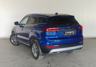 Подержанный автомобиль Geely Atlas Pro 2021 года (4 фото)